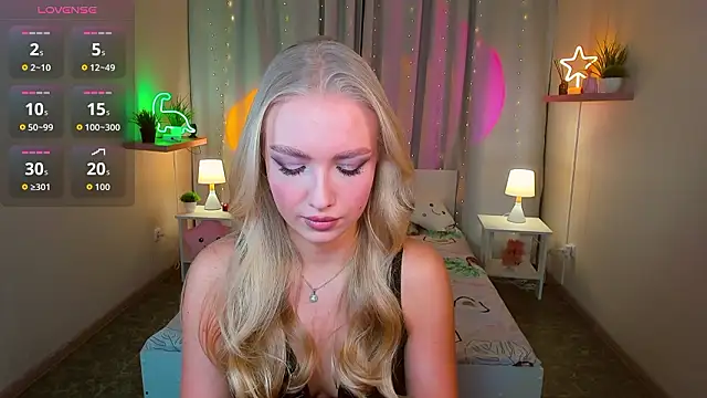 TessaGrays online show from February 13, 2:28 pm