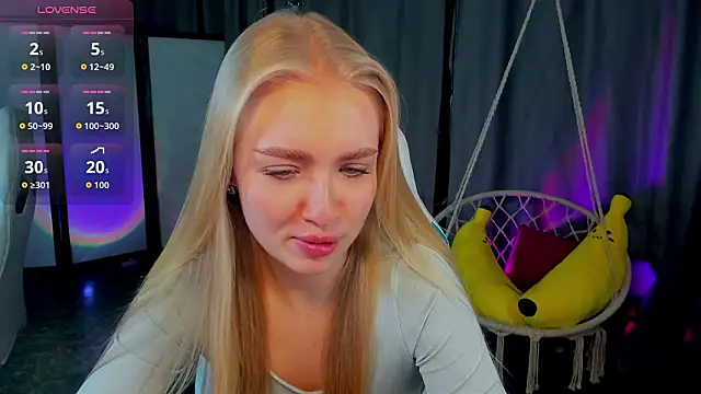 TessaGrays online show from February 3, 12:54 pm