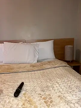 Snapshot of Sirah1 chatting on October 11, 1:56 pm Sirah1 online show from October 11, 1:56 pm