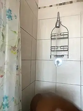 Snapshot of Sirah1 chatting on October 8, 9:00 am Sirah1 online show from October 8, 9:00 am