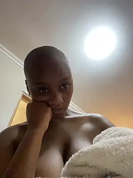 Snapshot of Sirah1 chatting on October 29, 7:13 pm Sirah1 online show from October 29, 7:13 pm