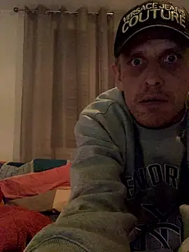 shorty-phat online show from January 9, 9:44 pm