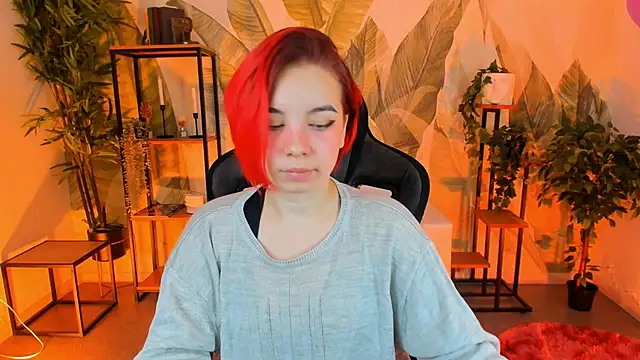 MarcelineChi online show from November 6, 5:55 am