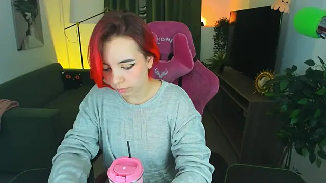 MarcelineChi online show from November 12, 6:06 am