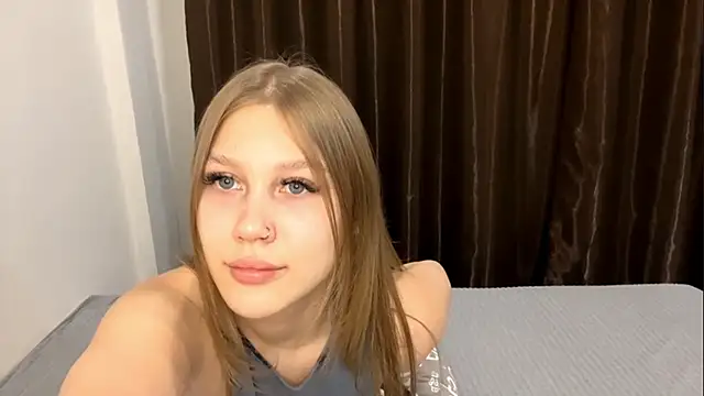 Snapshot of StellaSpanks chatting on November 8, 7:50 pm StellaSpanks online show from November 8, 7:50 pm