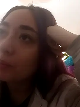 Snapshot of NiaCherry chatting on October 16, 1:41 pm NiaCherry online show from October 16, 1:41 pm