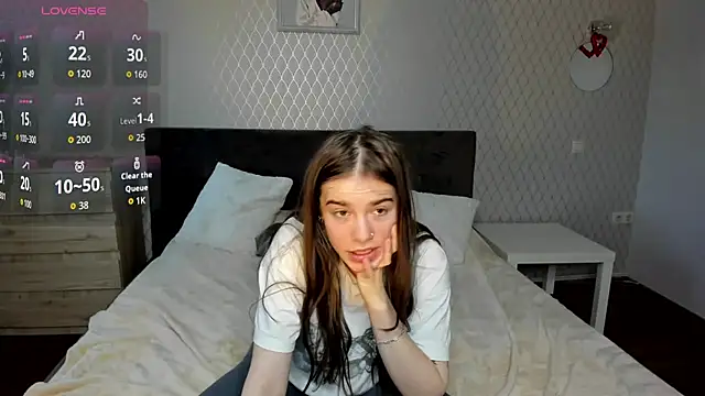 Snapshot of ShellyMoon_ chatting on September 30, 1:39 pm ShellyMoon online show from September 30, 1:39 pm