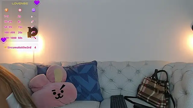 dalila alii online show from March 27, 1:36 am