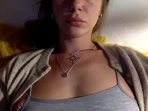MiraLuna online show from October 9, 9:26 pm