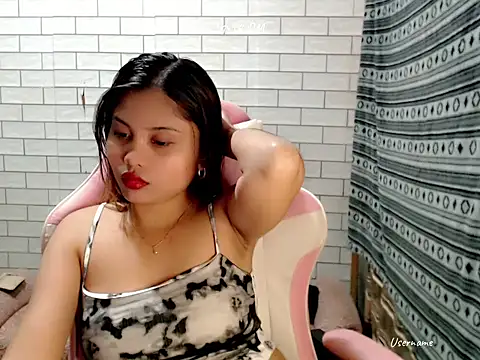 pinay old lover online show from October 18, 3:14 pm