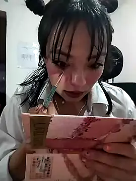 Snapshot of Valentina_Squirt- chatting on October 9, 10:05 am Valentina Squirt- online show from October 9, 10:05 am