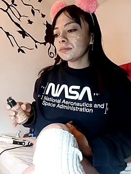 Valentina Squirt- online show from November 21, 9:08 am