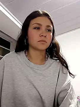 lola cook online show from October 26, 3:40 am