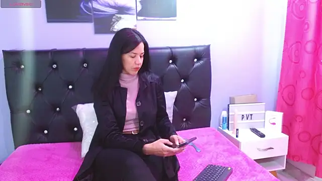 Jazmin ny online show from October 20, 1:55 pm