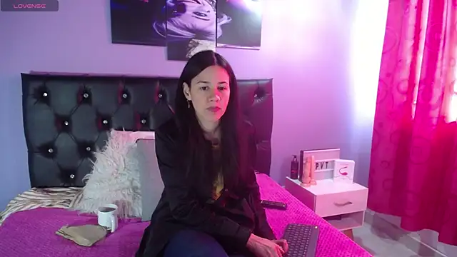 Jazmin ny online show from November 29, 1:44 pm