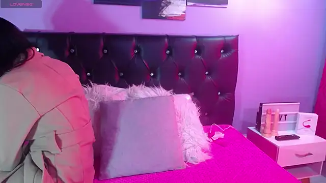 Jazmin ny online show from November 22, 1:54 pm