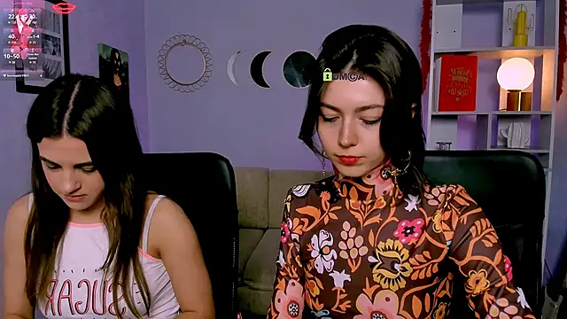 Snapshot of lina_fox12 chatting on January 12, 3:30 pm lina fox12 online show from January 12, 3:30 pm