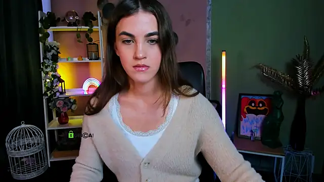 Snapshot of lina_fox12 chatting on October 17, 12:29 pm lina fox12 online show from October 17, 12:29 pm