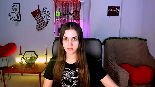 Snapshot of lina_fox12 chatting on January 10, 1:50 pm lina fox12 online show from January 10, 1:50 pm