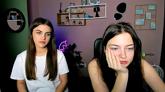 Snapshot of lina_fox12 chatting on March 20, 6:58 am lina fox12 online show from March 20, 6:58 am