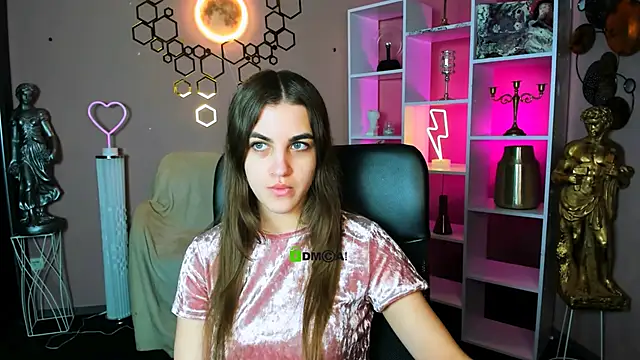 lina fox12 online show from November 23, 10:25 am