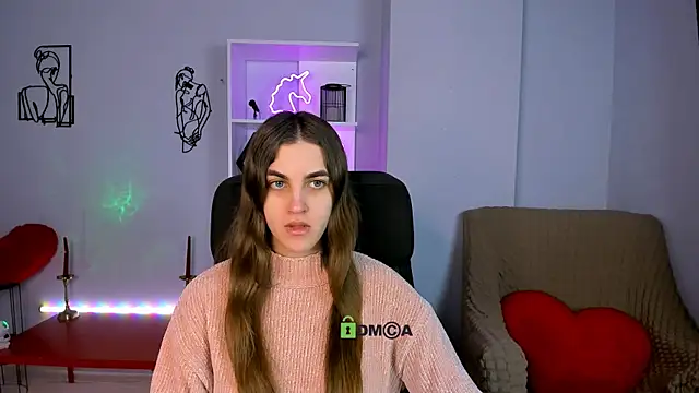 Snapshot of lina_fox12 chatting on December 5, 1:10 pm lina fox12 online show from December 5, 1:10 pm