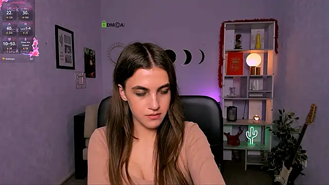 lina fox12 online show from April 4, 3:18 pm