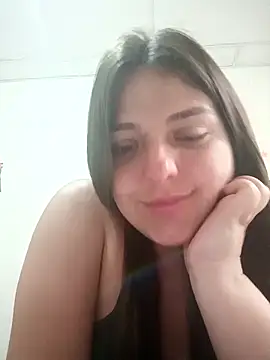 Snapshot of EmiilySttone chatting on December 15, 12:00 pm EmiilySttone online show from December 15, 12:00 pm