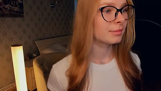 Snapshot of LibbyVenzeio chatting on November 1, 7:13 am LibbyVenzeio online show from November 1, 7:13 am