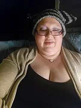 Snapshot of Budd_Bunney chatting on October 26, 2:12 am Budd Bunney online show from October 26, 2:12 am