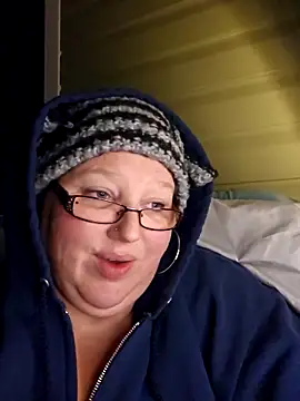 Snapshot of Budd_Bunney chatting on November 18, 1:10 am Budd Bunney online show from November 18, 1:10 am