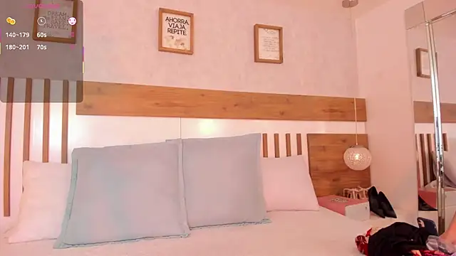 LucianaWainN online show from November 6, 12:42 pm