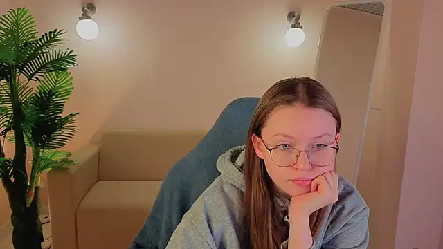 SirenaBlessing online show from November 6, 3:10 am