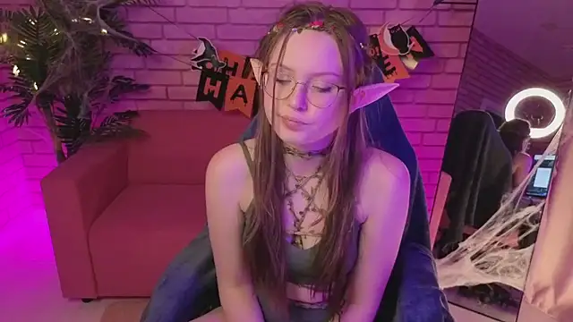 SirenaBlessing online show from October 27, 8:59 am