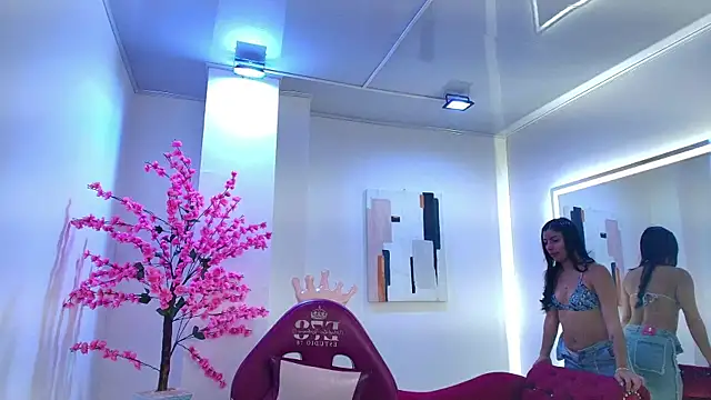 Gabriela milani online show from November 10, 7:19 pm