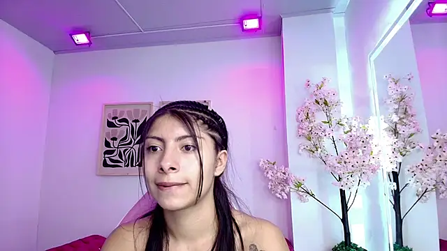 Gabriela milani online show from April 30, 11:28 am
