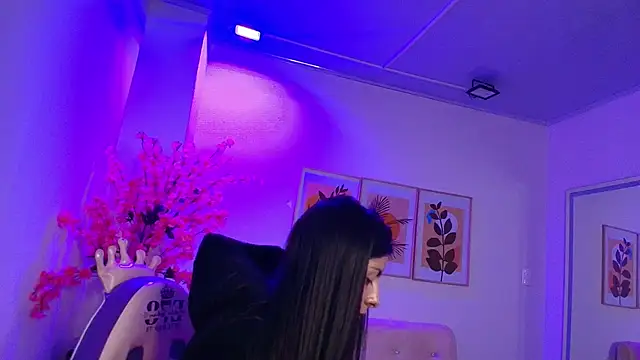 Gabriela milani online show from October 24, 11:31 am