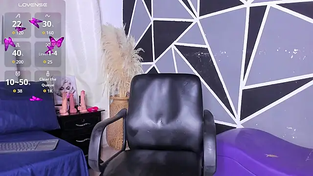 Daye Sky online show from November 18, 7:17 pm