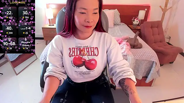 Mafe Kailina online show from April 4, 7:42 pm