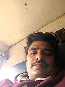 Snapshot of puneriboy32 chatting on November 10, 8:52 am puneriboy32 online show from November 10, 8:52 am