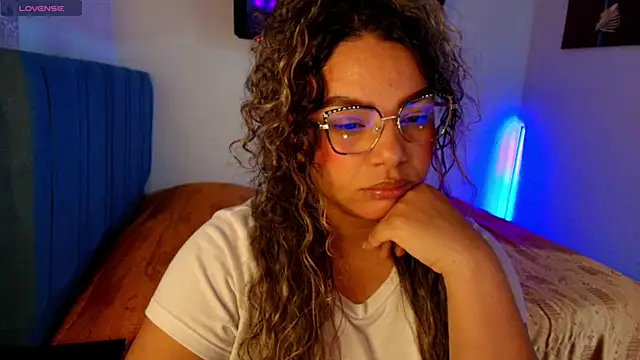 scarlet queen   online show from October 30, 2:32 am