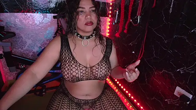 scarlet queen   online show from December 15, 8:36 pm