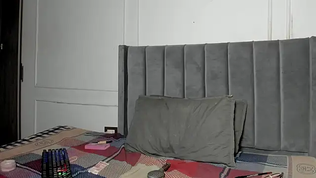 luxuryheaven 8 online show from December 4, 9:03 pm