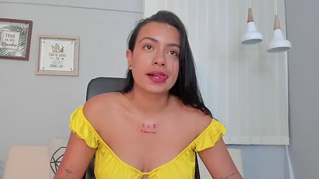 Lilo Rose online show from November 7, 6:34 pm