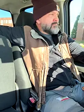 fuckadilf online show from November 29, 6:52 pm