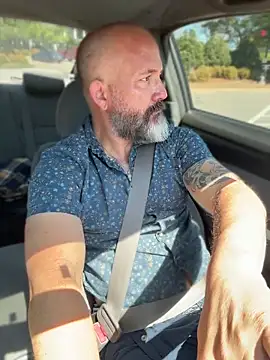 fuckadilf online show from April 10, 4:14 pm