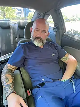 Snapshot of fuckadilf chatting on May 15, 5:00 pm fuckadilf online show from May 15, 5:00 pm