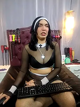 Sophie-dbs online show from February 7, 9:34 pm