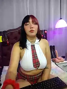 Sophie-dbs online show from April 1, 9:45 pm