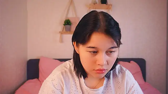 EviaVanveen online show from November 26, 7:41 am